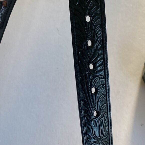 ARIAT Grip Strip Handcrafted Full Grain Leather Belt w/  Limited Edition Buckle - Picture 7 of 7